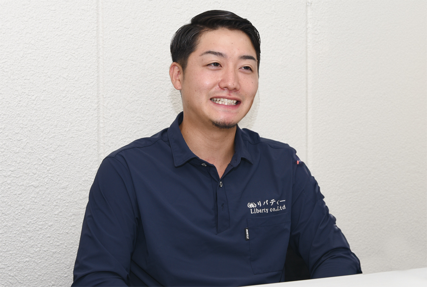足場工事から解体・内装工事まで対応！<br />
業界イメージ向上も担う若き職人チーム<br />
