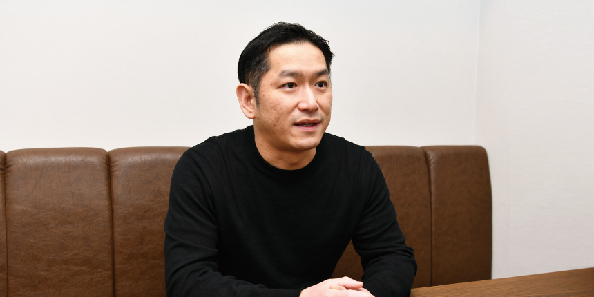 従業員の生活と将来を支える<br />
ホテル客室清掃専門サービス<br />