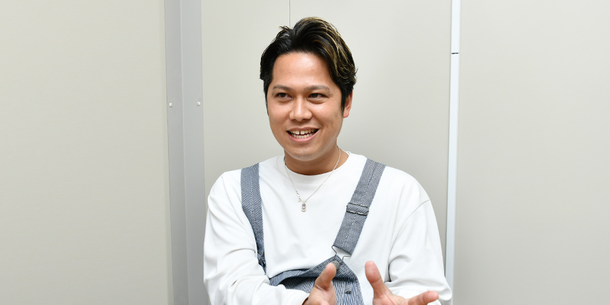 顧客の要望に“まっすぐに全力で”対応!<br />
整備や保険も任せられる中古車販売会社<br />