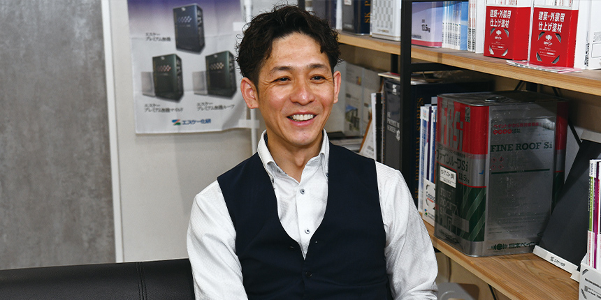 匠の技で多彩な意匠を表現する塗装会社<br />
害虫駆除や遺品整理など新規事業も展開<br />