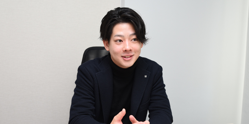 AI×システム開発でアパレル業界を変革<br />
日本の未来を担う新進気鋭の起業家チーム<br />