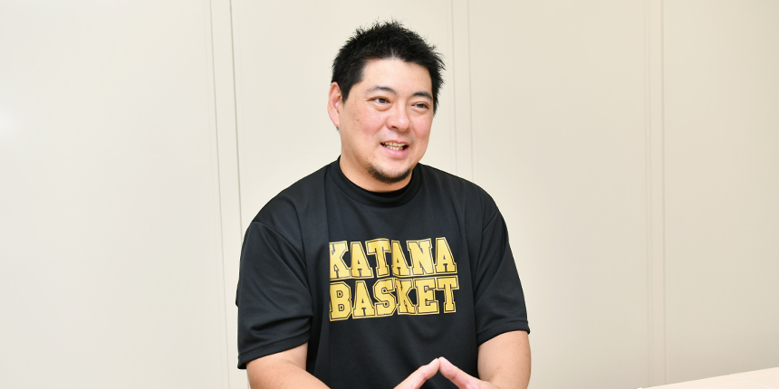 子どもたちの人間力を高めて夢を育む<br />
元教員が丁寧に指導するバスケスクール<br />