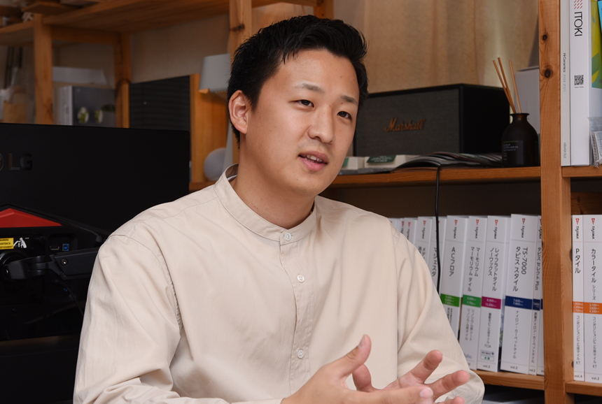 株式会社 LAWSANCE