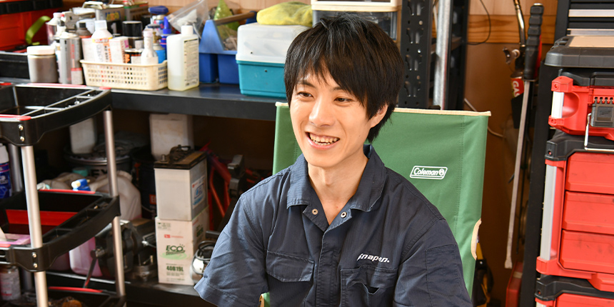 24時間営業で設備も充実した秘密基地<br />
整備士が運営するレンタルガレージ<br />