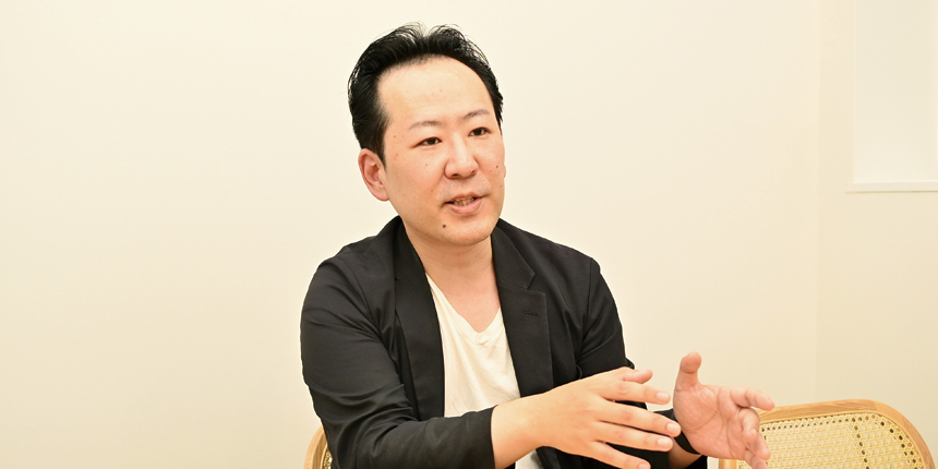 紅茶を通じてスリランカと日本の架け橋に<br />
ご縁と直感で未来を切り開く異色の経営者<br />
