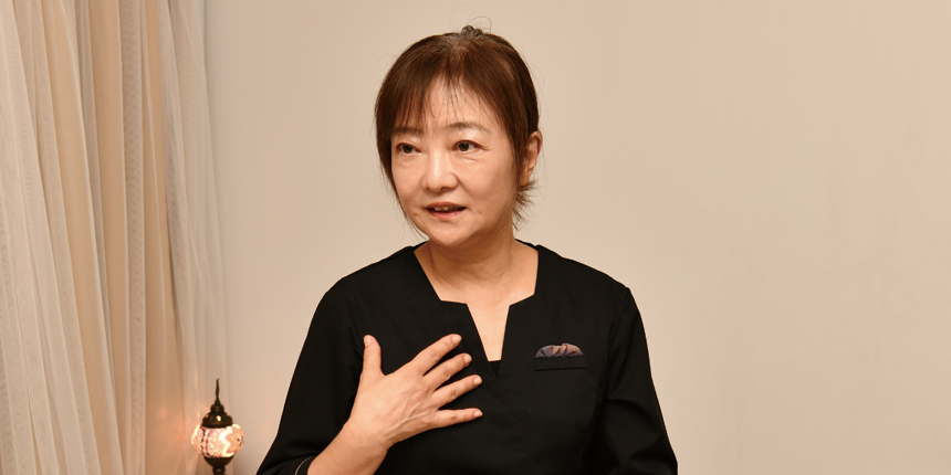 オールハンドにこだわった小顔矯正<br />
“変化が見える”施術でリピーター多数！