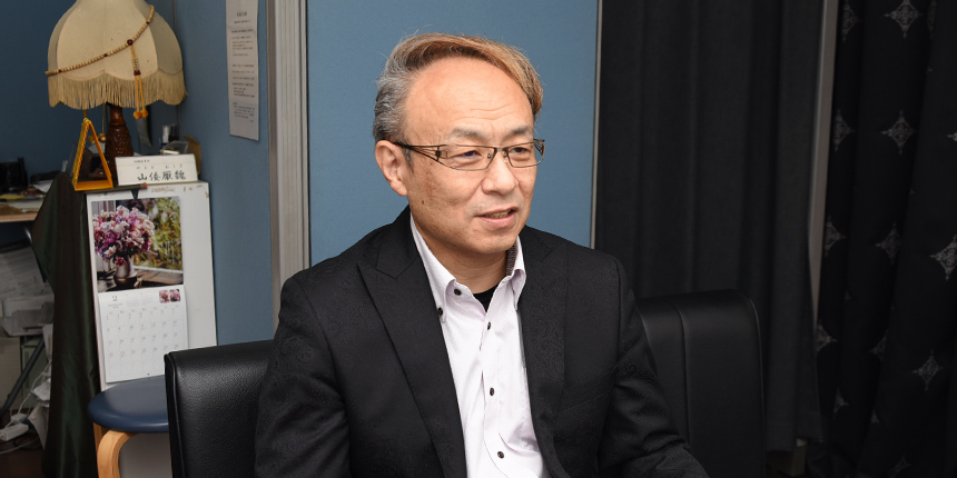 時代を読み自然に選択する「適当の極意」<br />
独自の「陰陽五性術」で人生を導く鑑定師<br />
